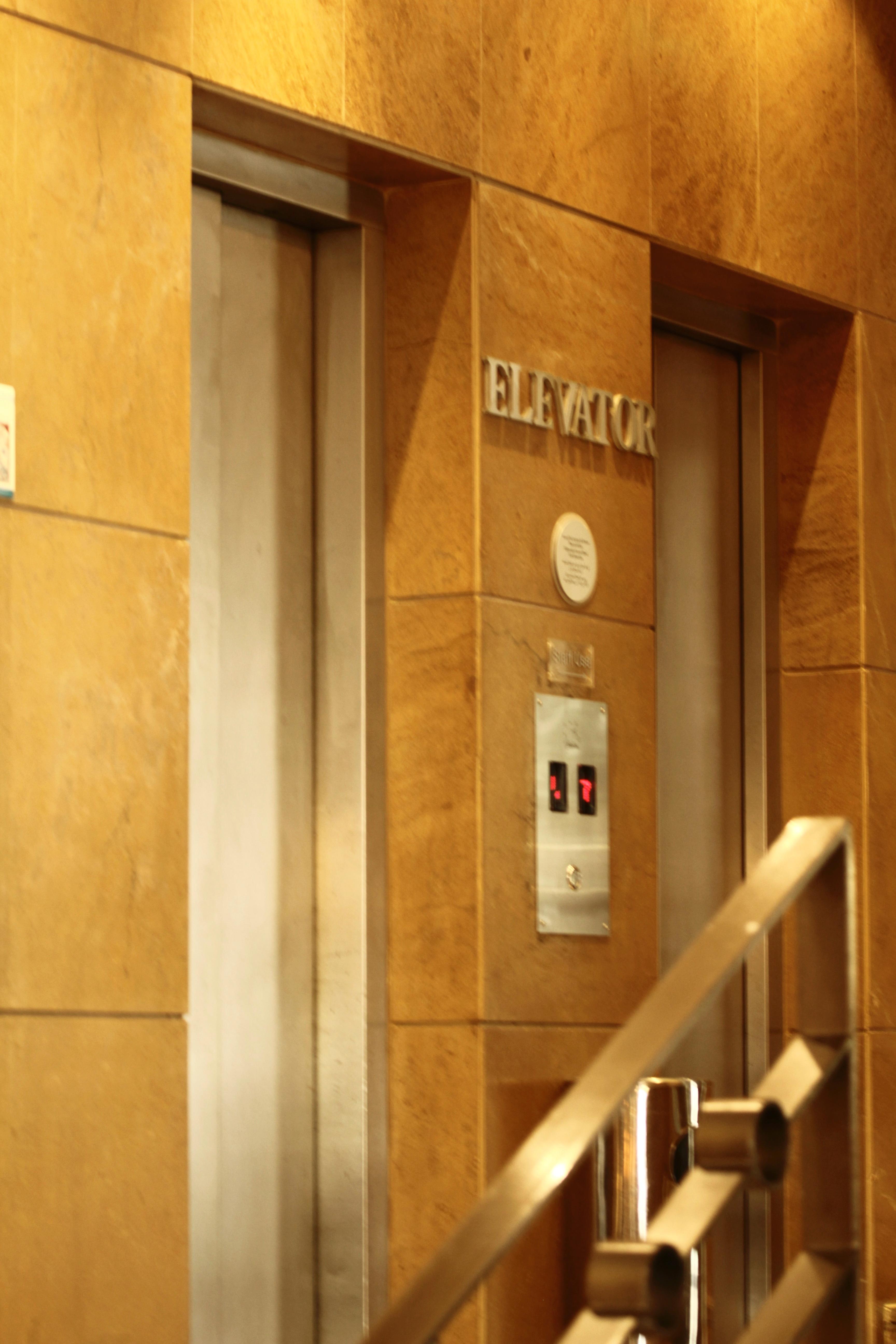 Plaza Hotel Бейрут Екстер'єр фото