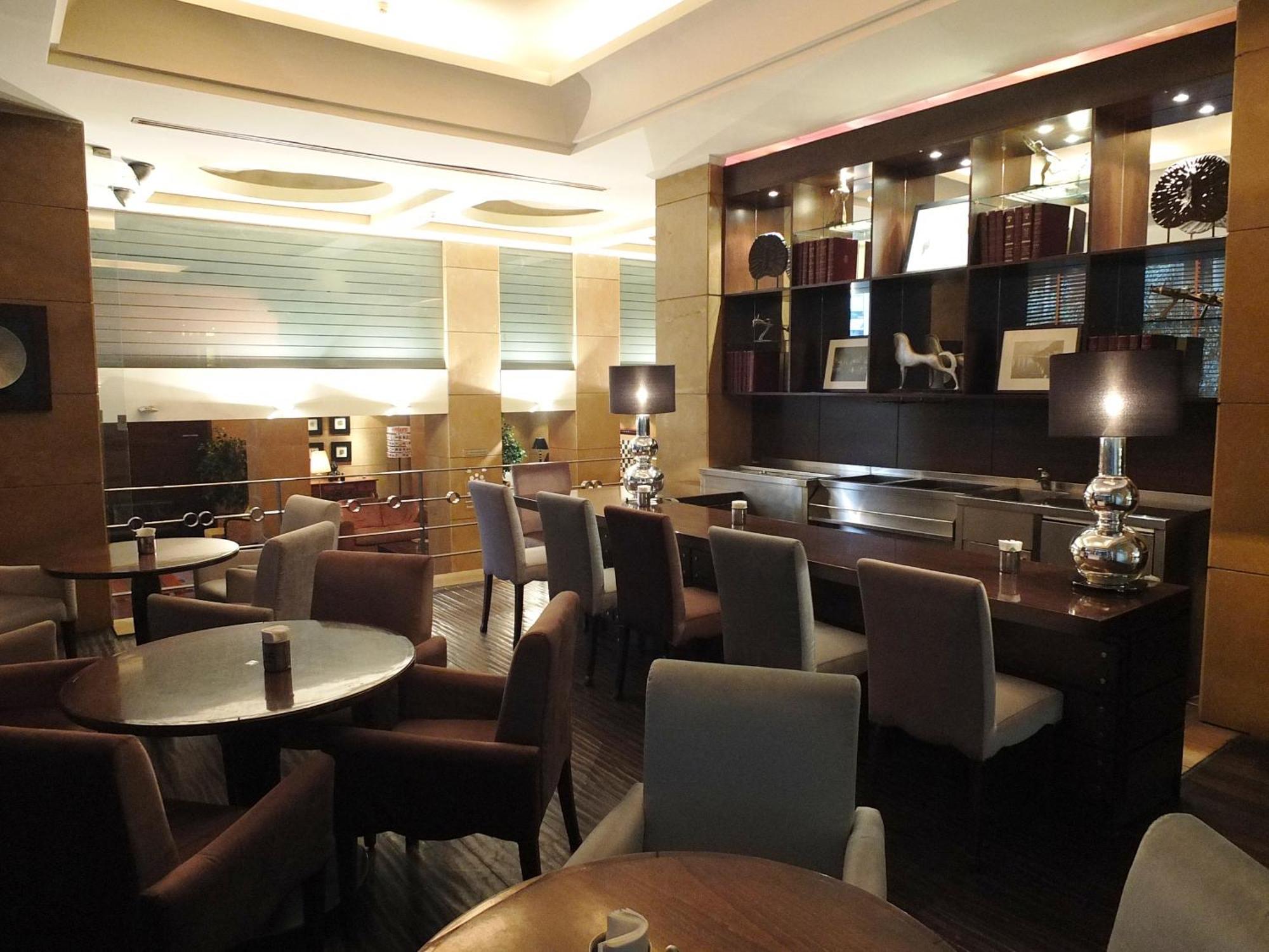 Plaza Hotel Бейрут Екстер'єр фото